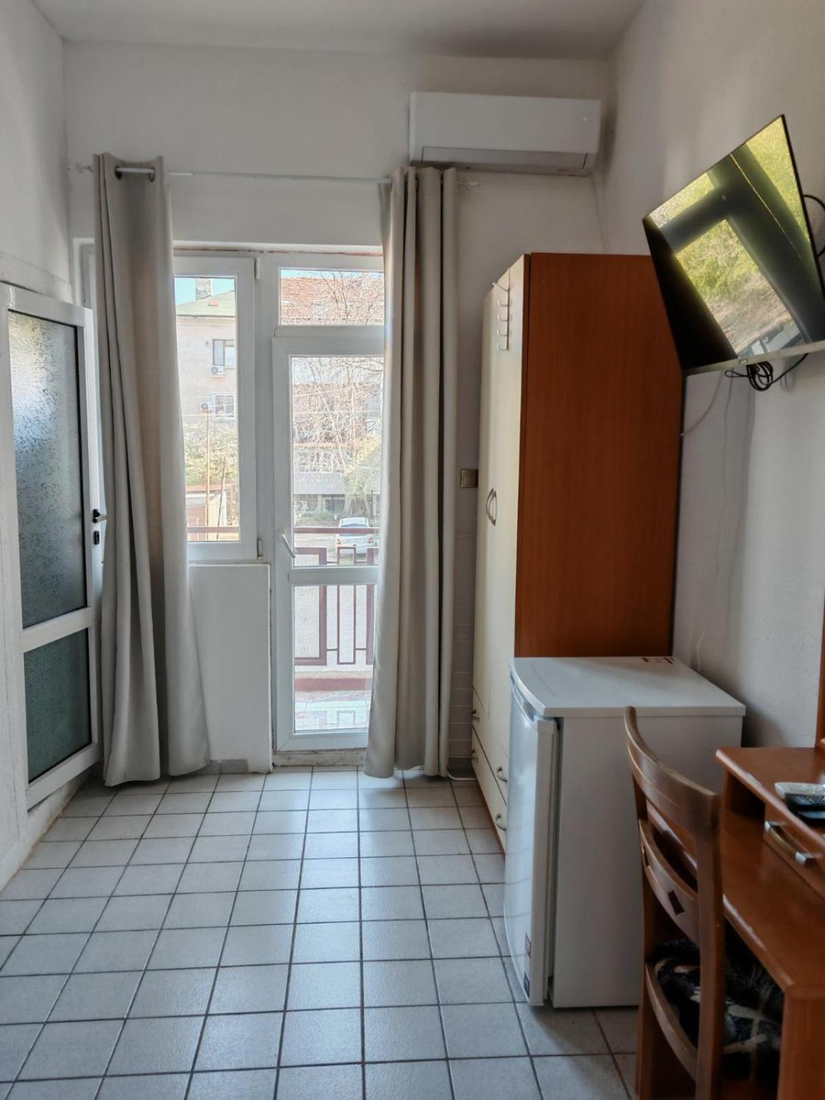 Къща За Гости Пиргос Burgas City Exterior foto