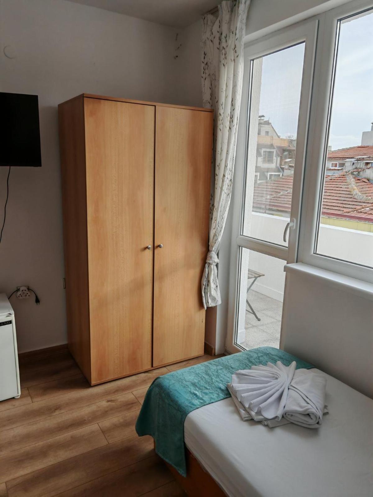 Къща За Гости Пиргос Burgas City Exterior foto